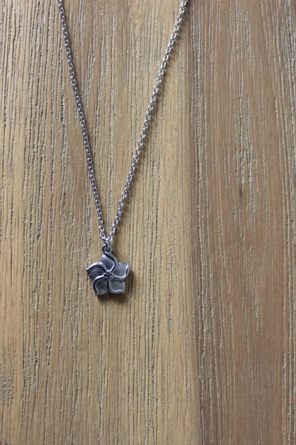 Flower Pendant