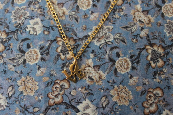LOVE Pendant