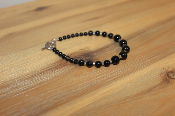 Simply Black - Image 2