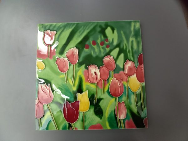 Tulip tile